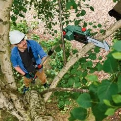 Motosierra BOSCH UniversalChainPole 18 Motosierra De Pértiga -Tienda de muebles de jardín 2160fc79ffbcf9c736b6988ad7943e67cf49000a 549efa2094664ee59e2b4c04713b55c8