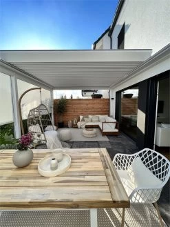 Mesa De Comedor De Madera De Acacia Clara/blanco 170 X 80 Cm SCANIA -Tienda de muebles de jardín b98fb558cfc81dda4682a7dd213ad4868e769d50 2ffe56cb261d4229a77fc2c5e9b54595