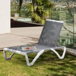 Outsunny Tumbona Reclinable De Jardín Con Ruedas Y Respaldo Ajustable En 5 Niveles Sillón Relax De Aluminio Para Terraza Balcón Piscina 170x67,5x95 Cm Gris Blanco -Tienda de muebles de jardín c60186400c79ad52092e389a0d5c12e18459776b 01fc4a5f4e3147749129be3ecbdfc1c9